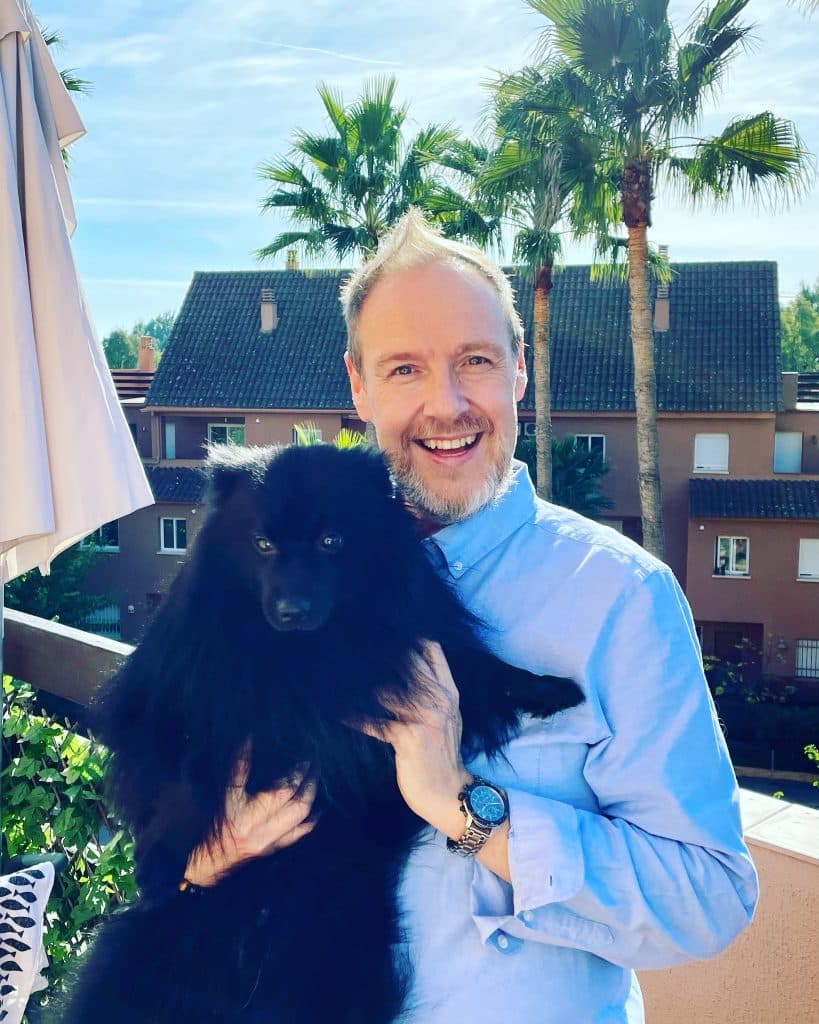 Jari Peltomäki ja Pepe neliö | Fuengirola.fi